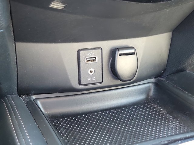 Used 2017 Nissan Rogue SL w/ SL Premium Package image 30