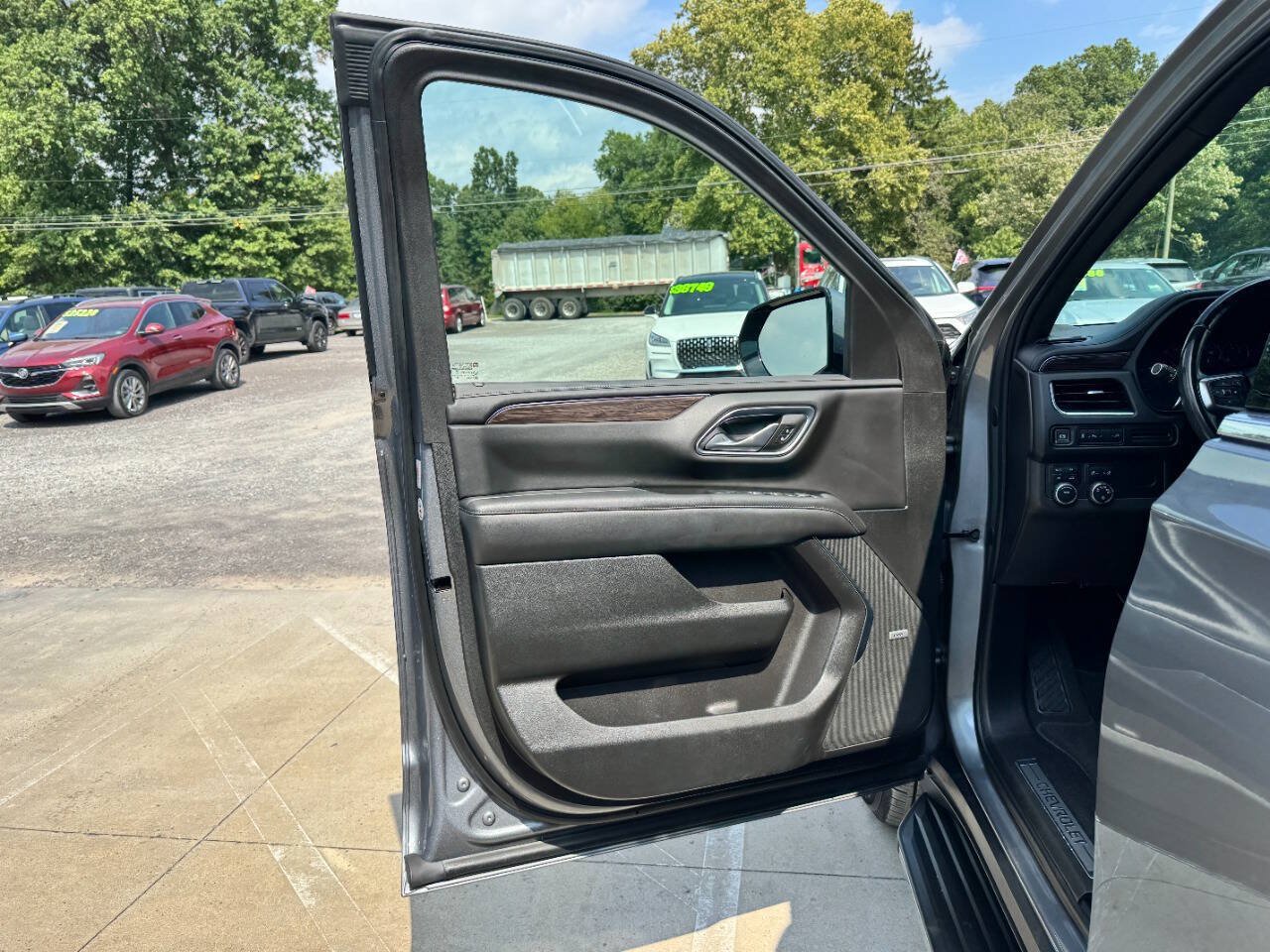 Used 2021 Chevrolet Tahoe LT AWD/4WD image 22