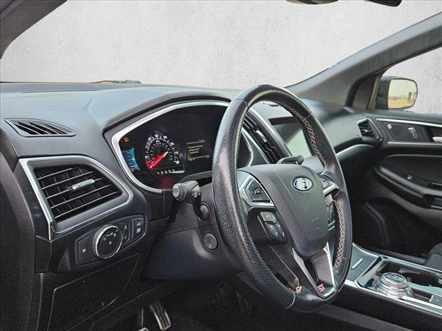 Used 2019 Ford Edge ST w/ Equipment Group 401A AWD/4WD image 8