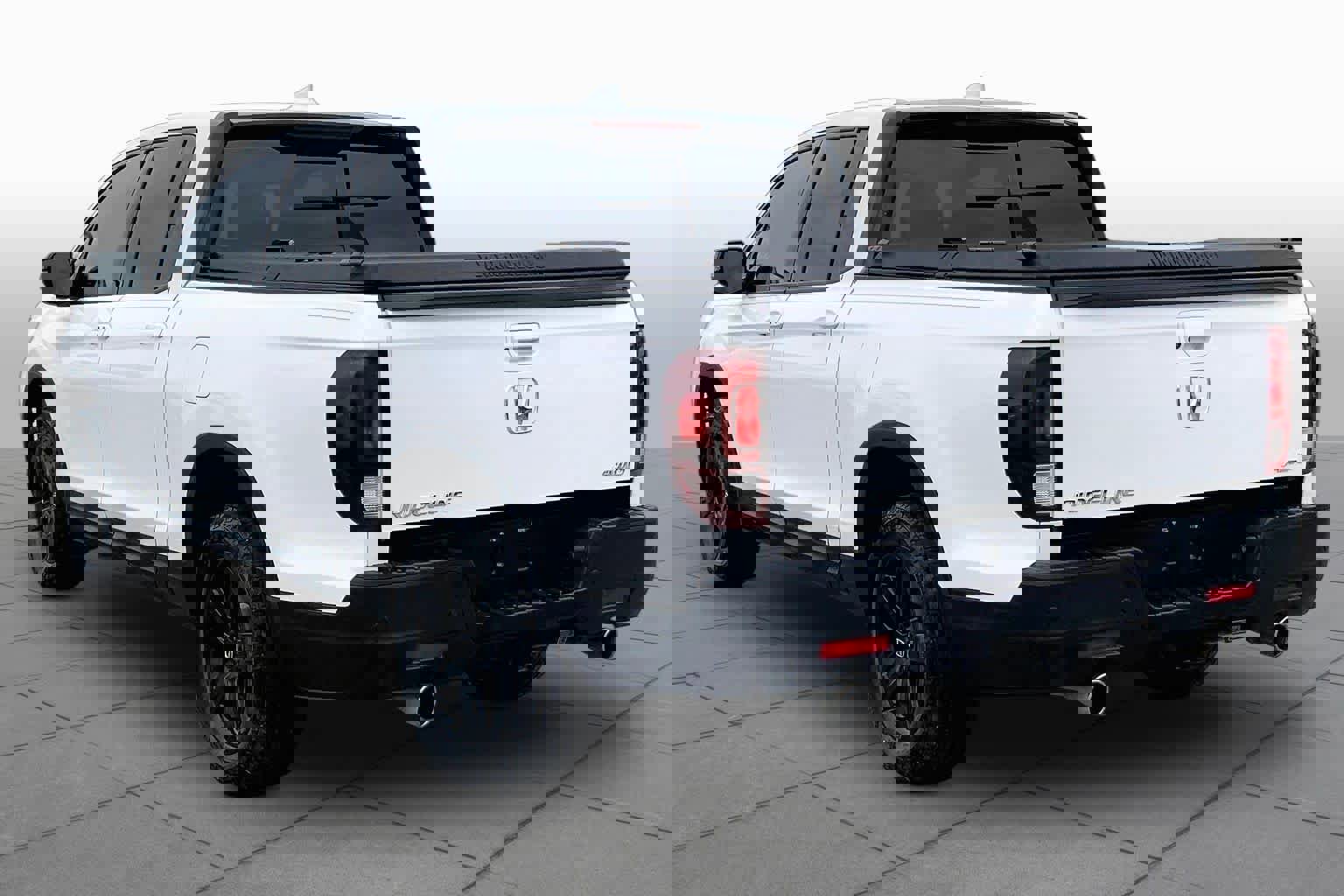 Used 2023 Honda Ridgeline Black Edition image 12