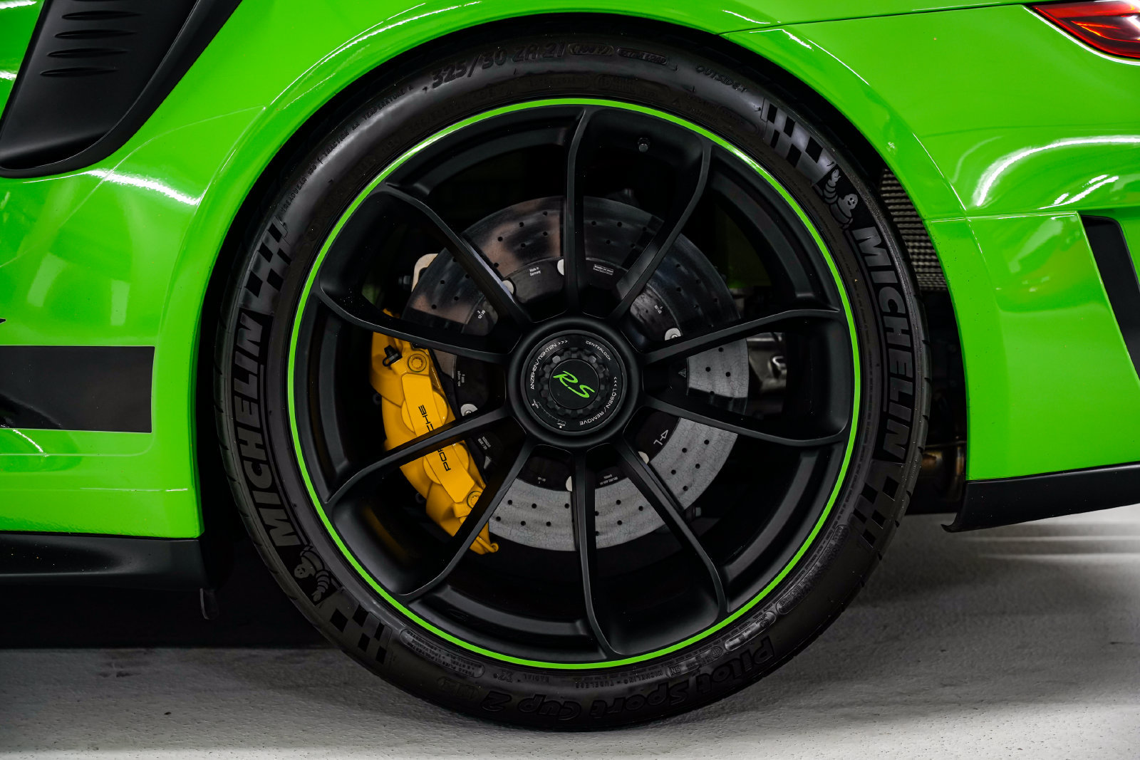 Used 2019 Porsche 911 GT3 RS RWD image 45