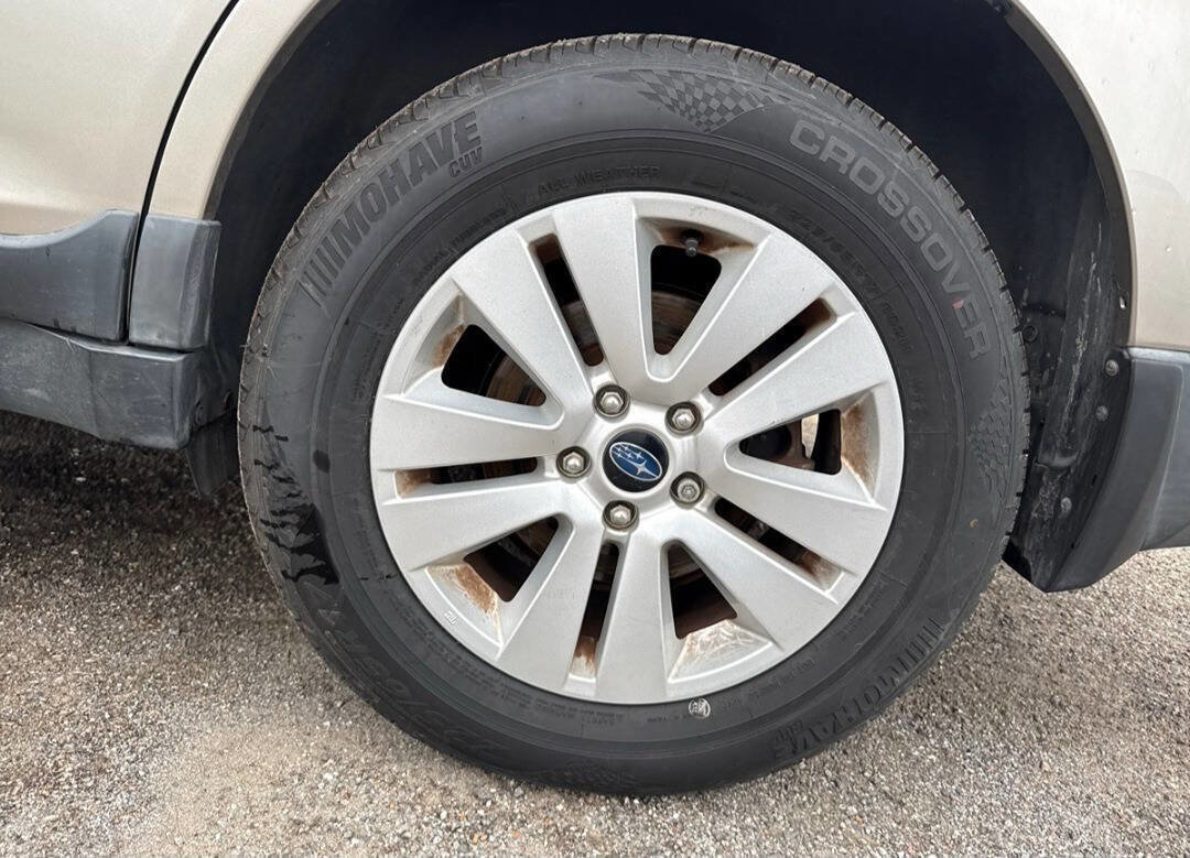 Used 2015 Subaru Outback 2.5i Premium AWD/4WD image 24