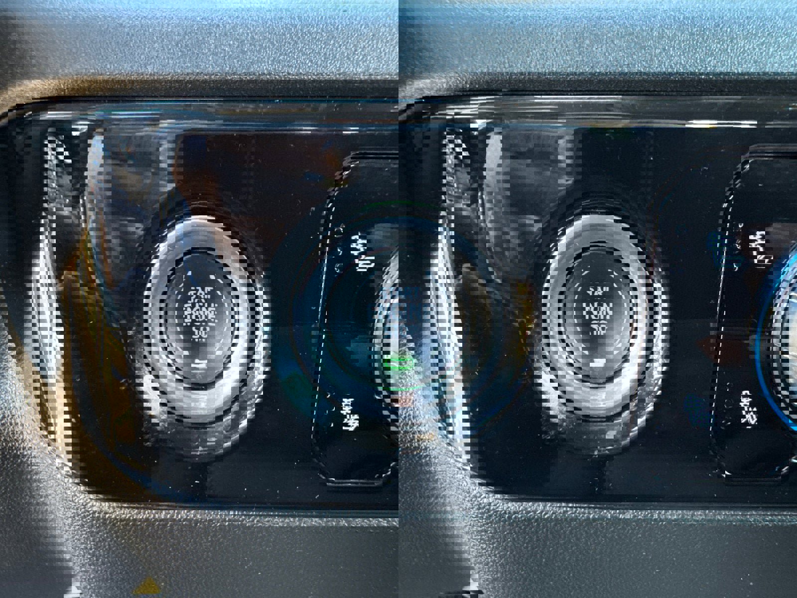 Certified 2024 GMC Sierra 1500 Elevation image 29