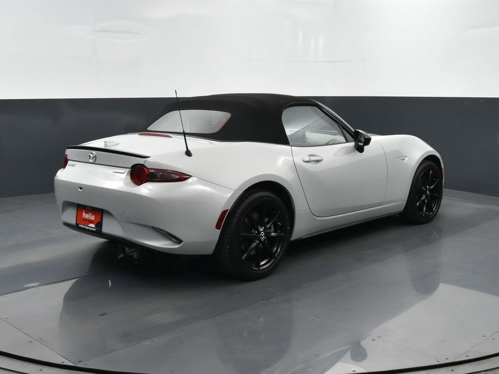 Used 2019 MAZDA MX-5 Miata Club image 30