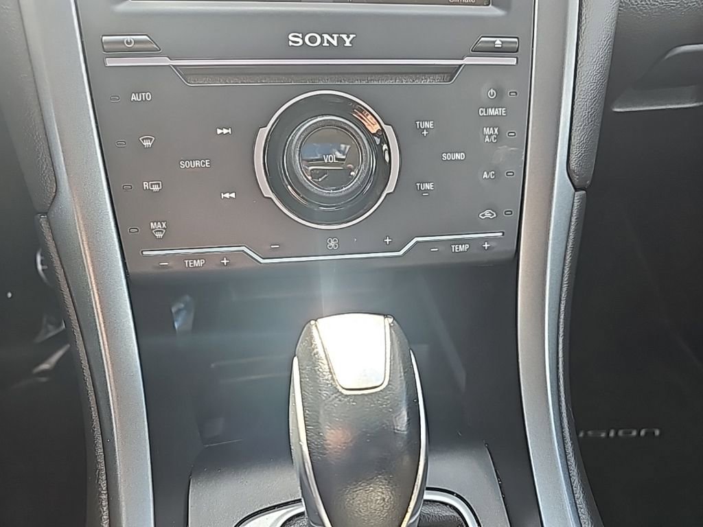 Used 2013 Ford Fusion Titanium w/ Titanium Driver Assist Pkg image 26