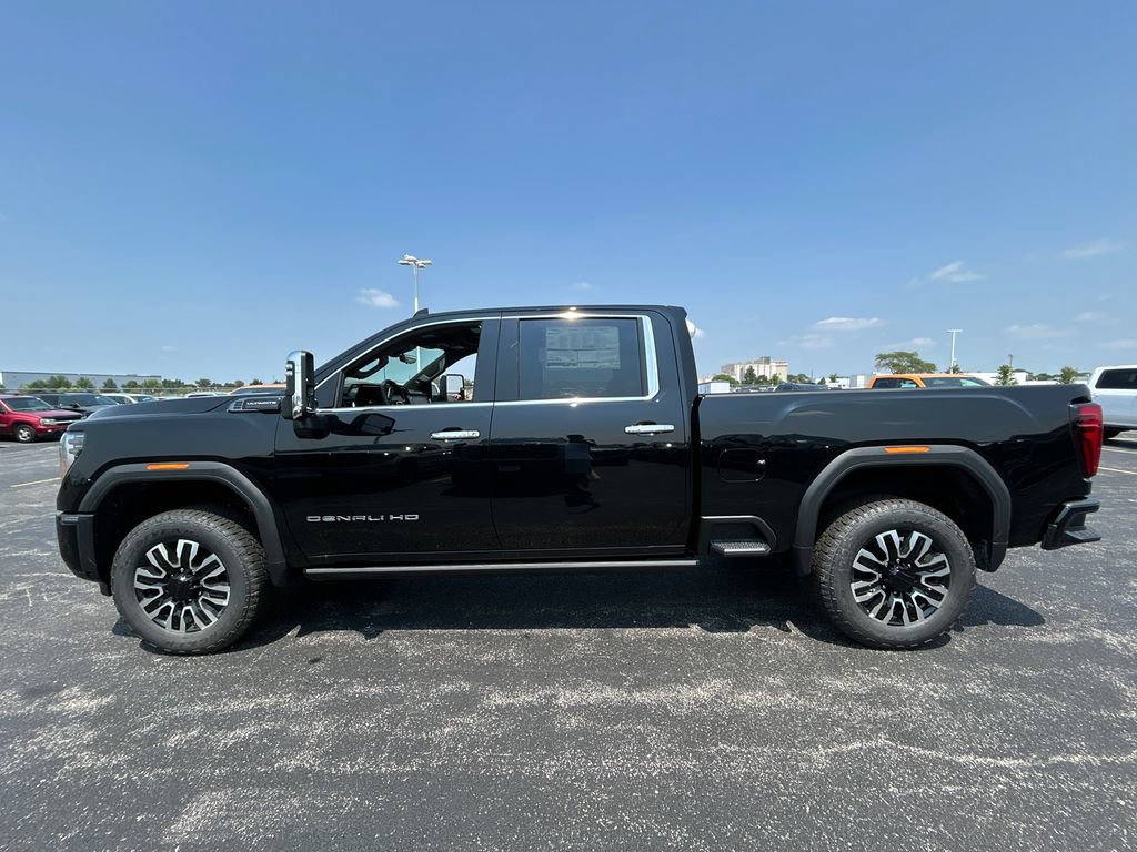 New 2026 GMC Sierra 2500 Denali Ultimate AWD/4WD image 11