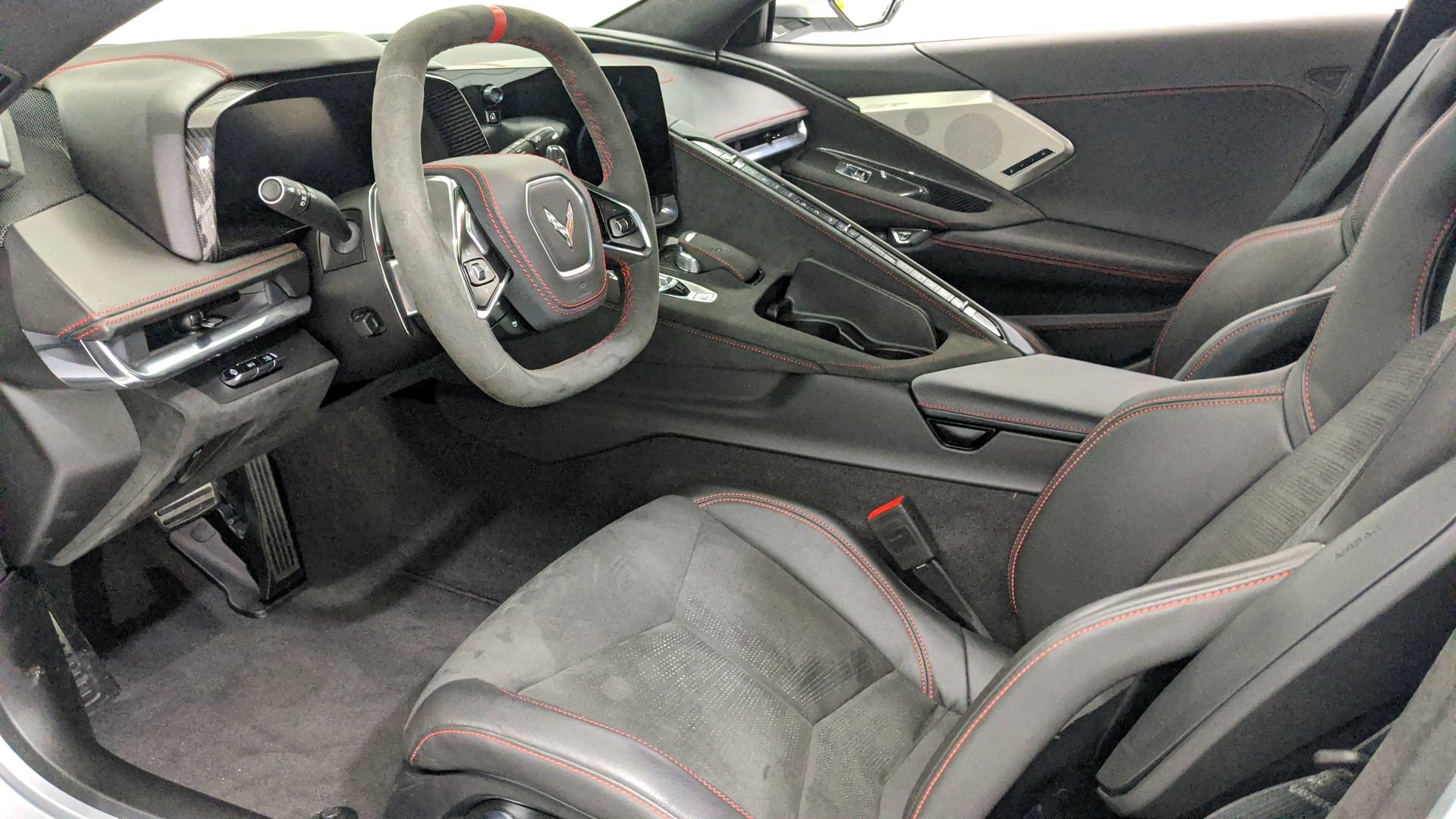Certified 2020 Chevrolet Corvette Stingray Premium Conv w/ 3LT Preferred Equipment Group RWD image 18