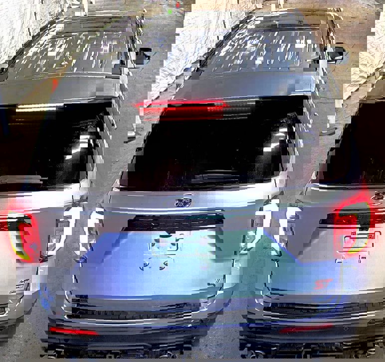 Used 2020 Ford Explorer ST w/ Premium Technology Package image 7