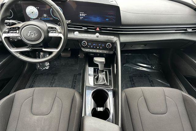 Certified 2023 Hyundai Elantra SEL w/ Convenience Package FWD image 14