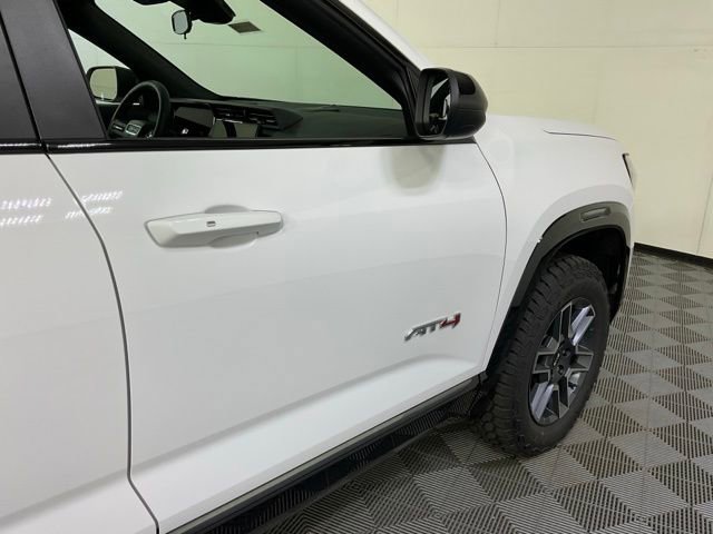 New 2026 GMC Terrain AT4 w/ LPO, Floor Liner Package image 9