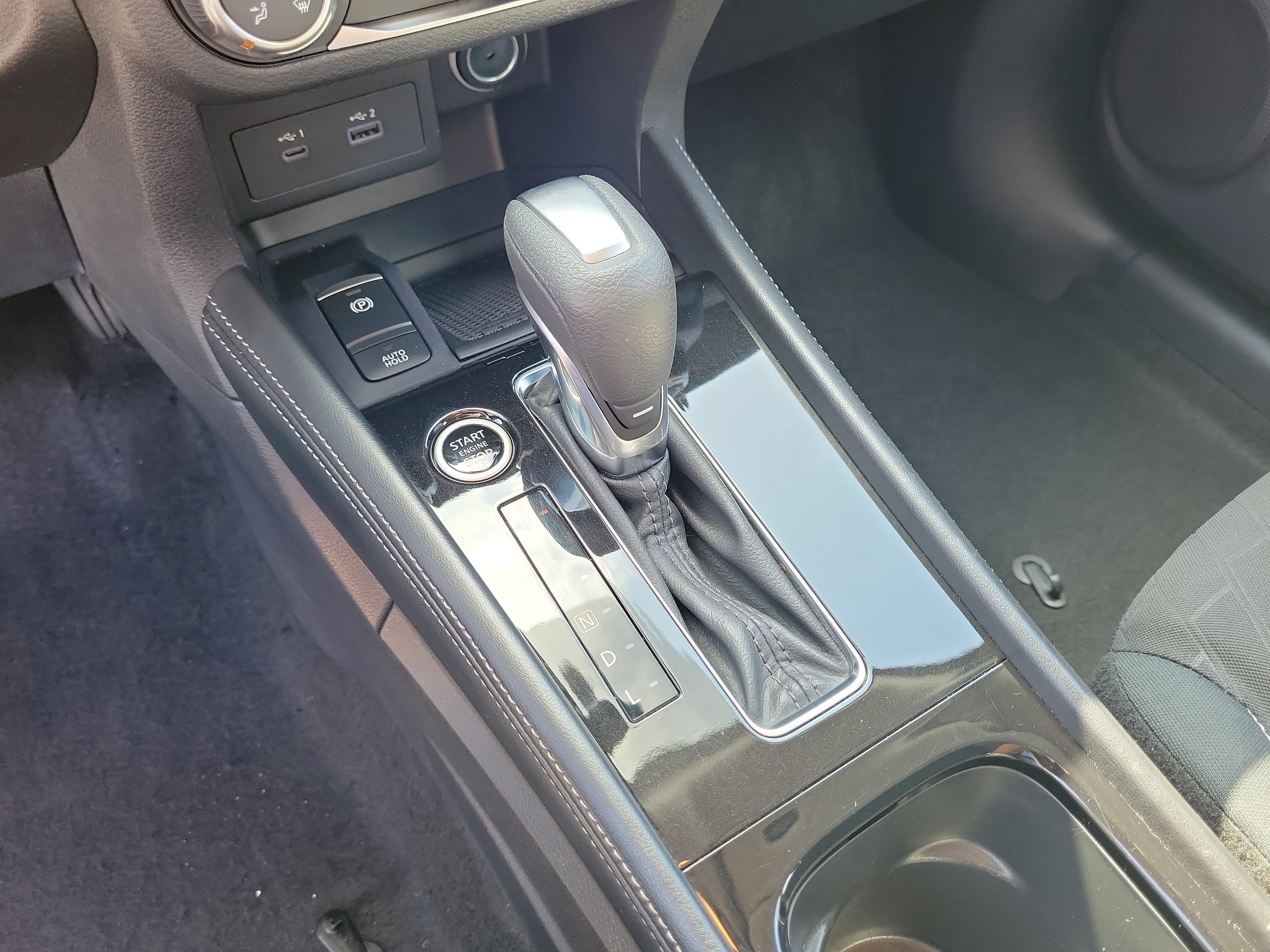 Certified 2024 Nissan Kicks SV FWD image 21