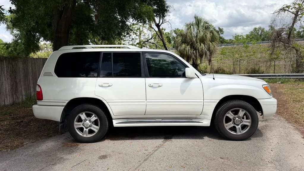 Used 2004 Lexus LX 470 4WD image 5