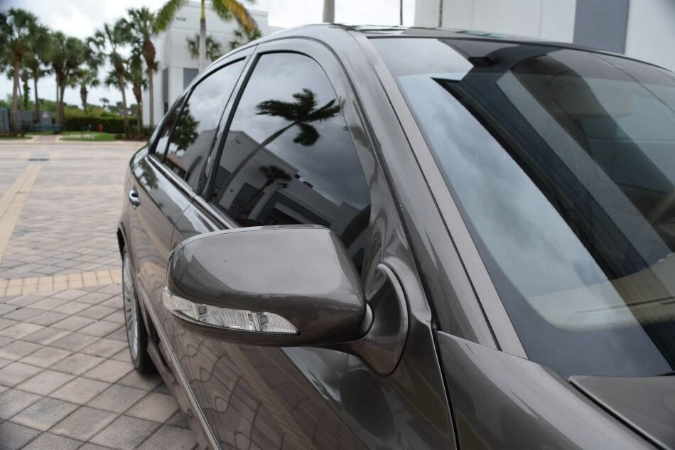 Used 2008 Mercedes-Benz E 350 4MATIC Sedan image 30