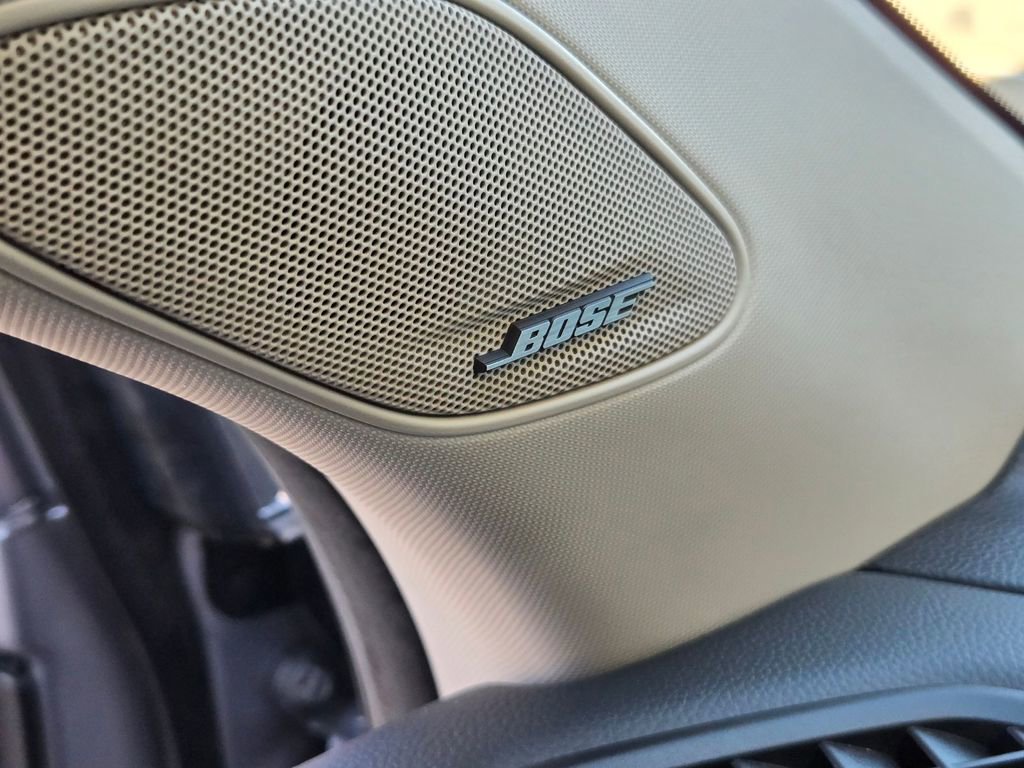 Used 2023 Honda Pilot Touring image 13