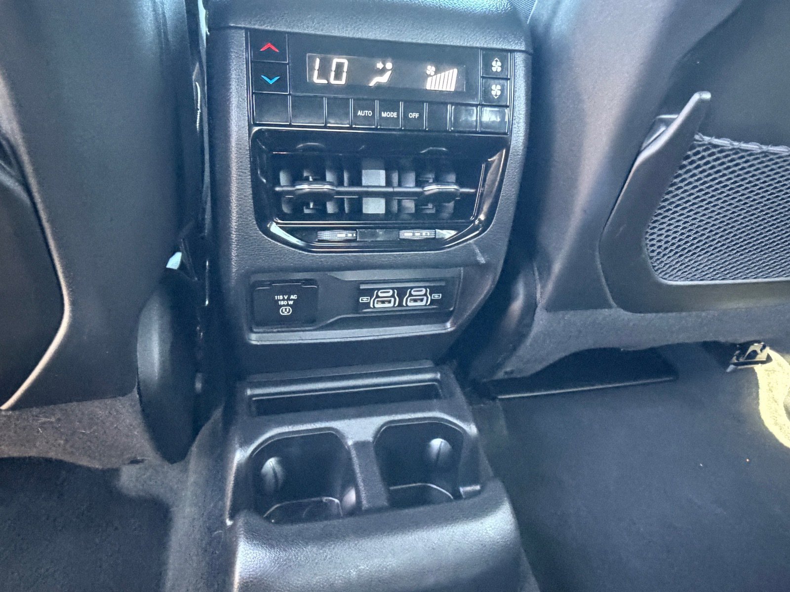 Used 2023 Jeep Grand Cherokee L Laredo AWD/4WD image 14