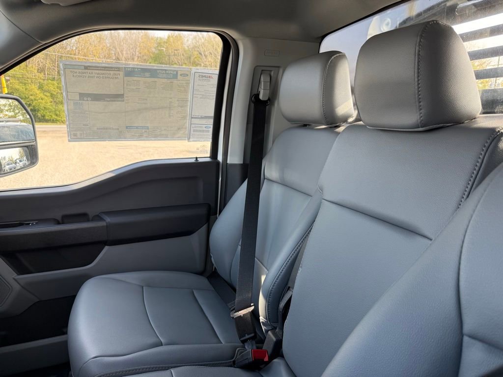 New 2024 Ford F450 XL image 40