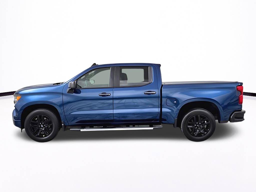 Used 2023 Chevrolet Silverado 1500 Custom w/ LPO, Dark Essentials Package RWD image 4