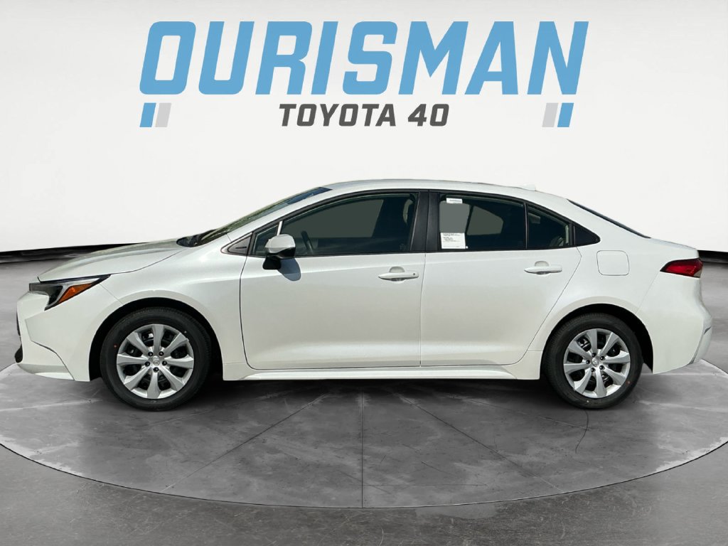 New 2026 Toyota Corolla LE FWD image 4