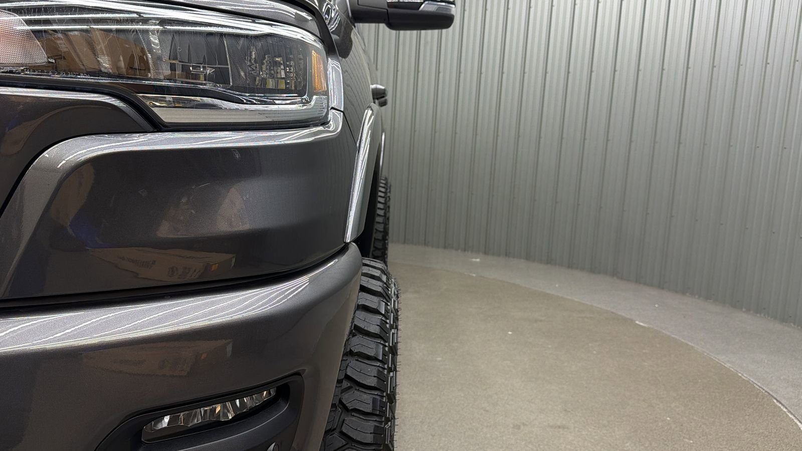 Used 2025 RAM 1500 Laramie w/ Sport Appearance Package AWD/4WD image 13