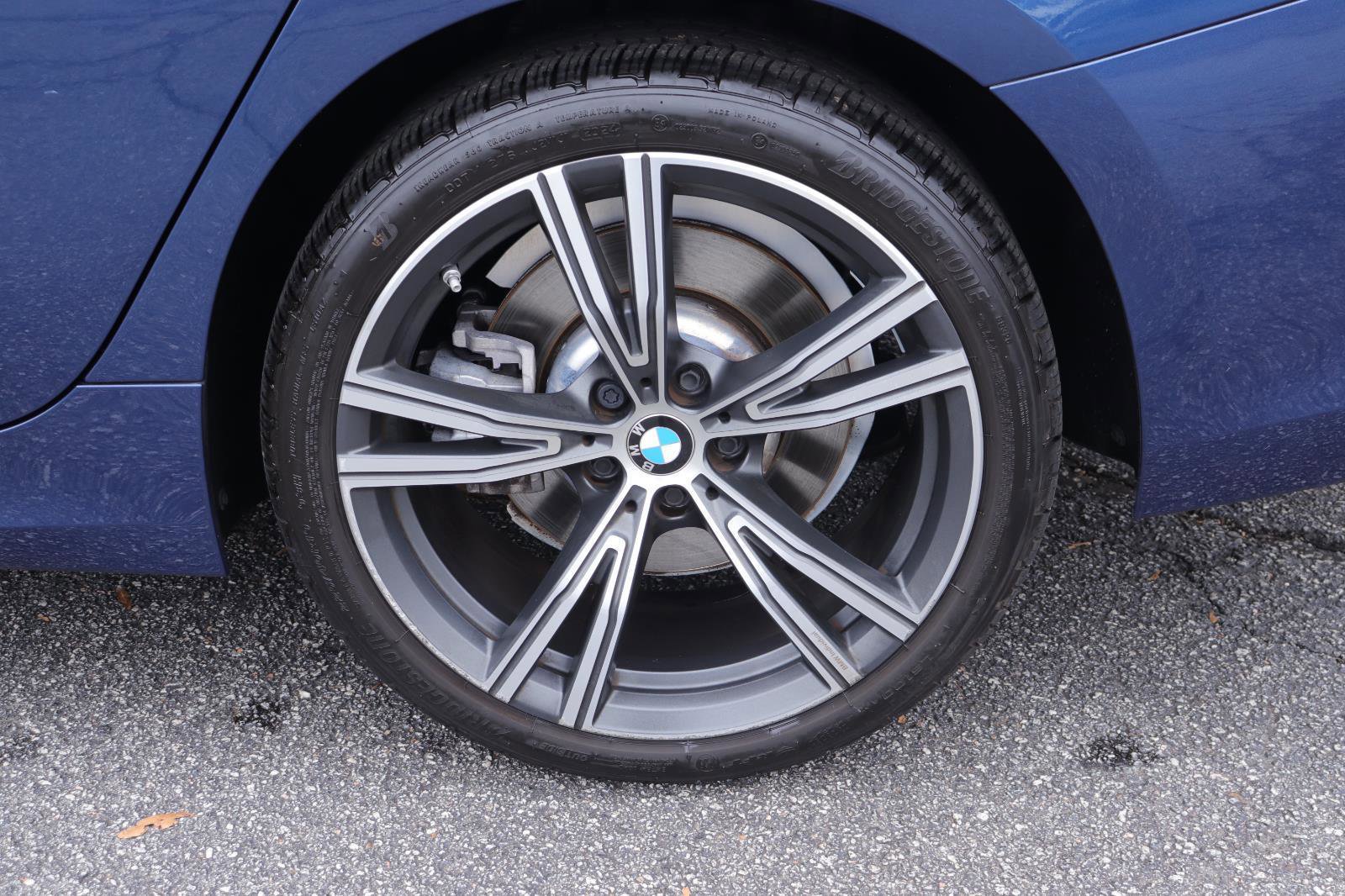 Used 2023 BMW 330i Sedan w/ Driving Assistance Package image 37