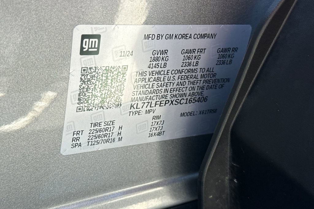 Used 2025 Chevrolet Trax LS FWD image 40