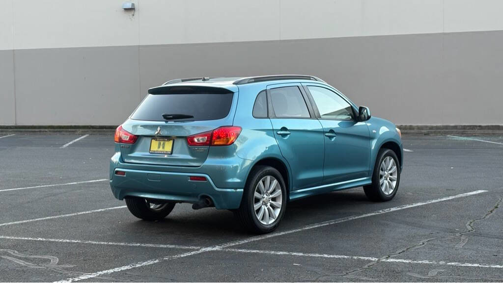 Used 2011 Mitsubishi Outlander Sport SE image 5