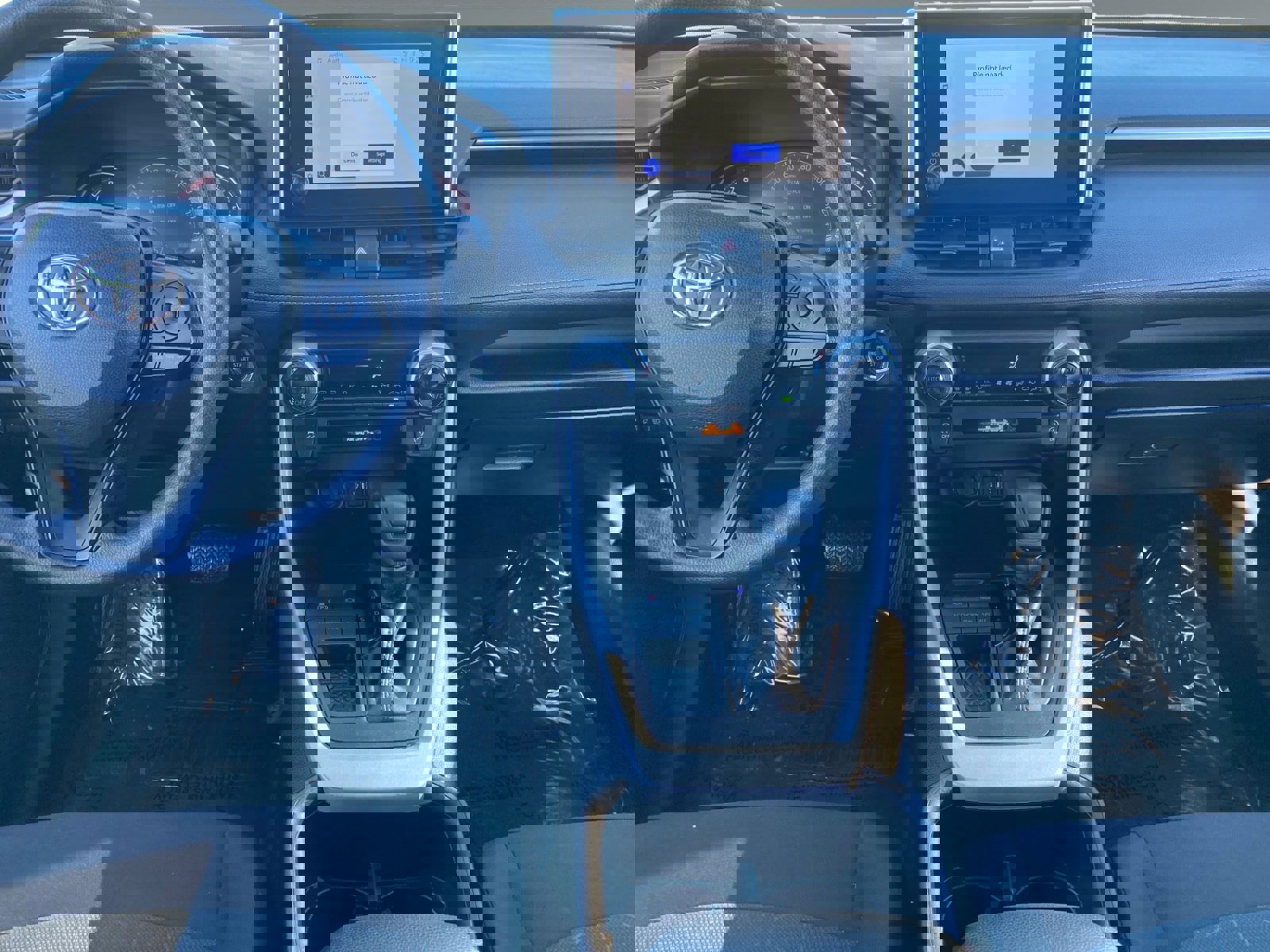 Used 2023 Toyota RAV4 XLE image 11