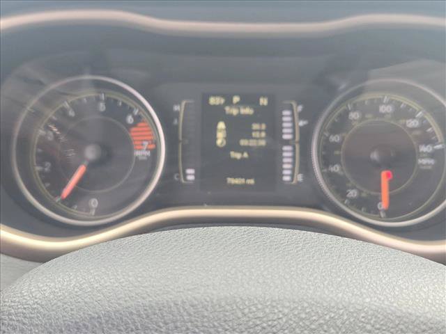 Used 2017 Jeep Cherokee Sport FWD image 11