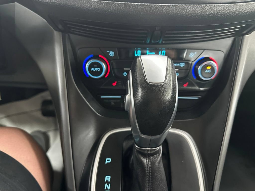 Used 2017 Ford C-MAX Energi SE w/ Equipment Group 402A FWD image 48