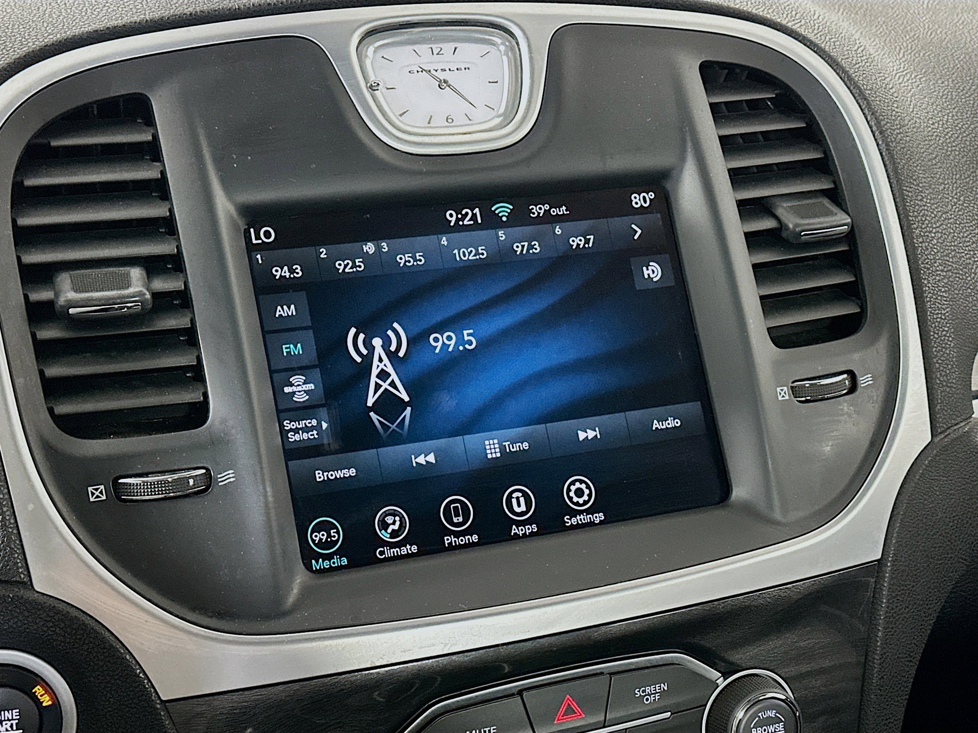 Used 2022 Chrysler 300 Touring w/ Sport Appearance Package image 19