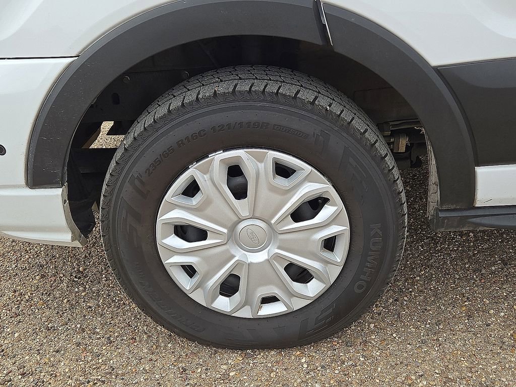 Used 2024 Ford Transit 350 XLT image 10