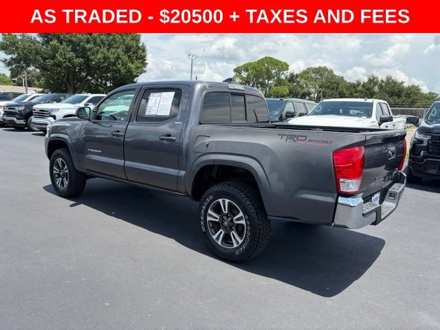 Used 2017 Toyota Tacoma SR5 RWD image 4
