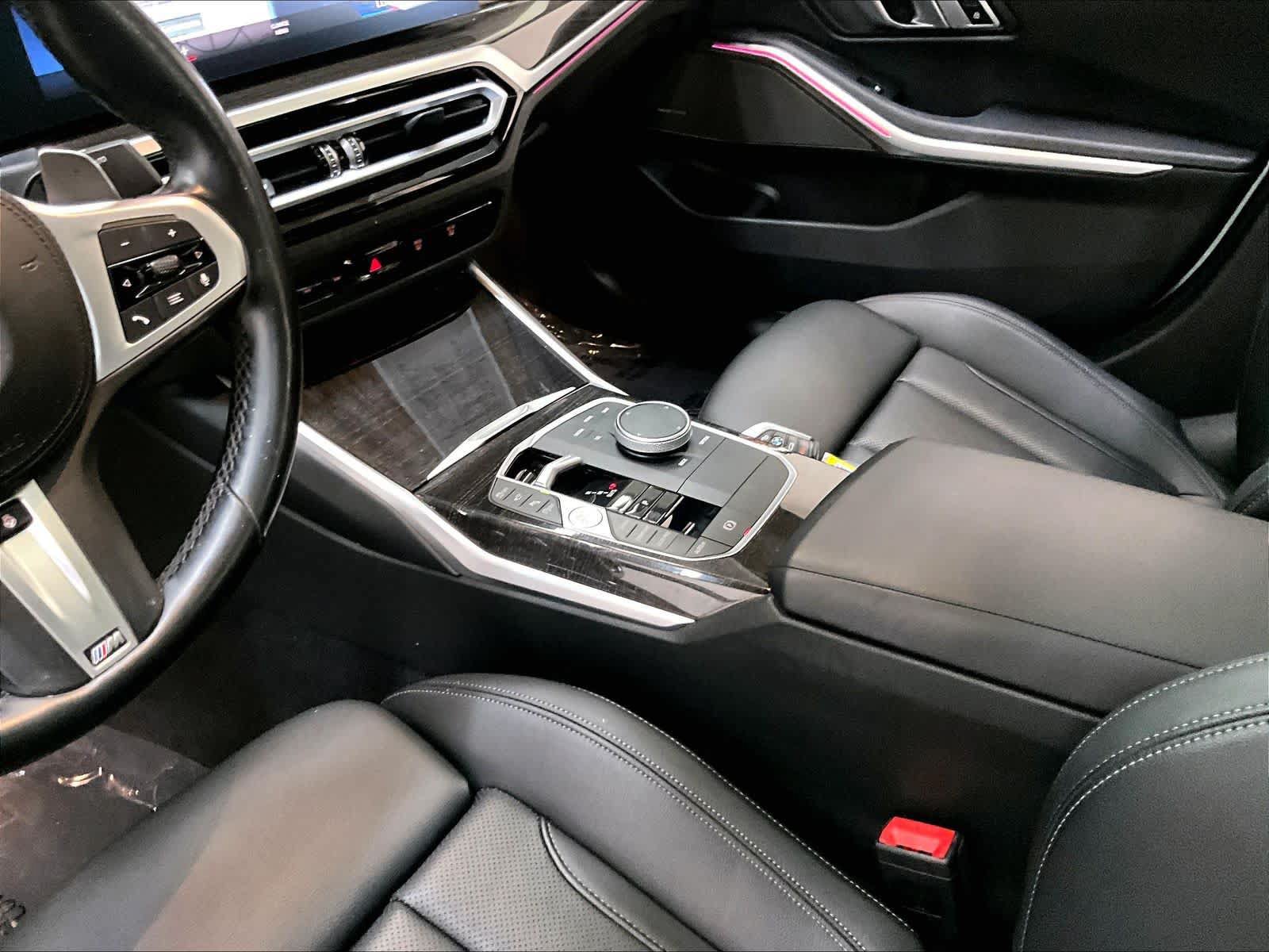 Used 2023 BMW 330i Sedan w/ M Sport Package RWD image 20