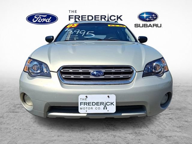 Used 2005 Subaru Outback 2.5i AWD/4WD image 2