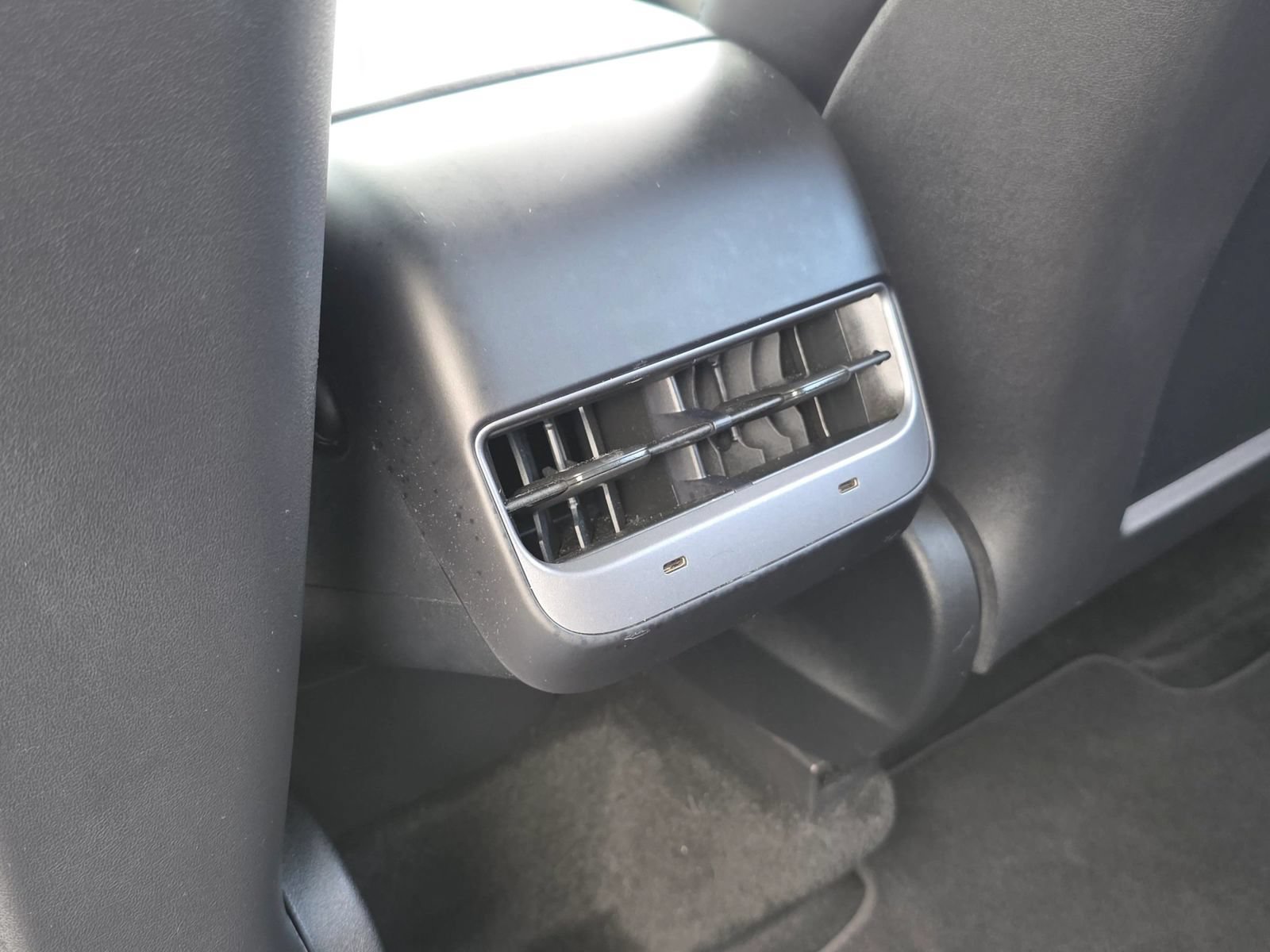 Used 2023 Tesla Model Y Long Range AWD/4WD image 33