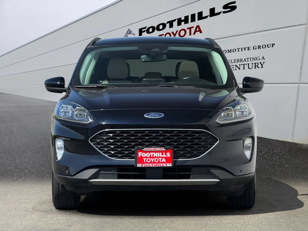 Used 2021 Ford Escape Titanium w/ Class II Trailer Tow Package AWD/4WD video 2
