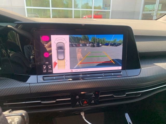 Used 2023 Volkswagen Golf R image 12