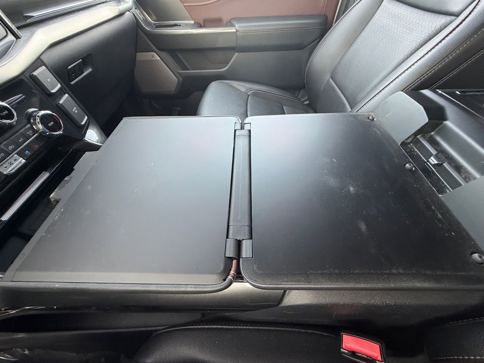 Used 2022 Ford F150 Lariat w/ Equipment Group 502A High image 24