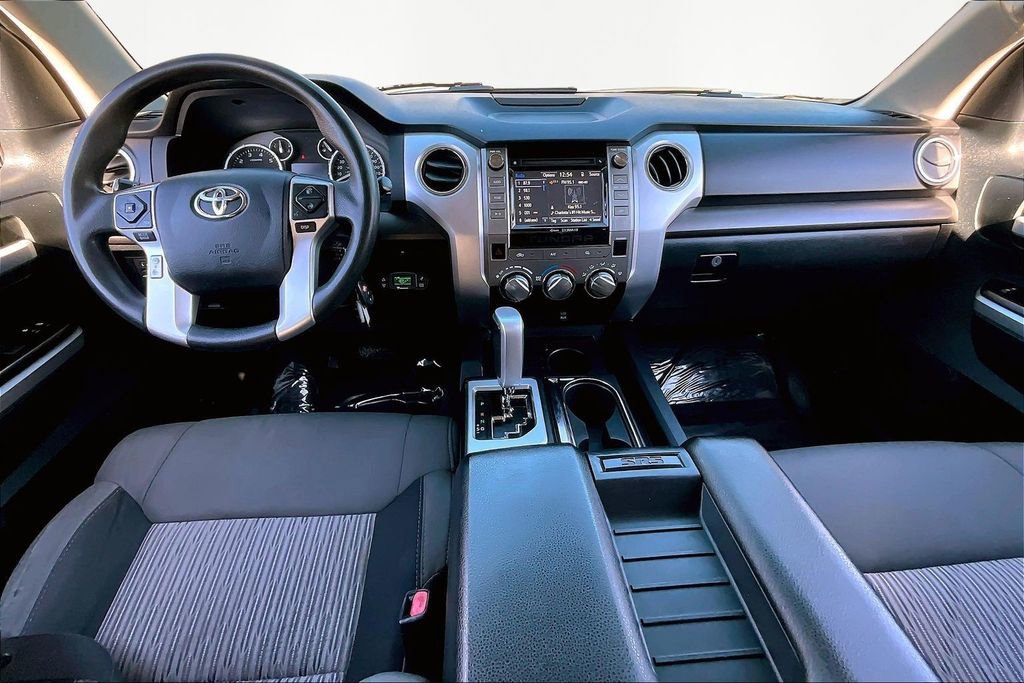 Used 2016 Toyota Tundra SR5 image 7