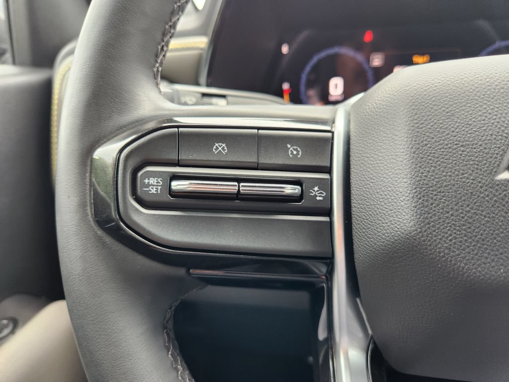 Used 2023 Chevrolet Colorado ZR2 AWD/4WD image 28