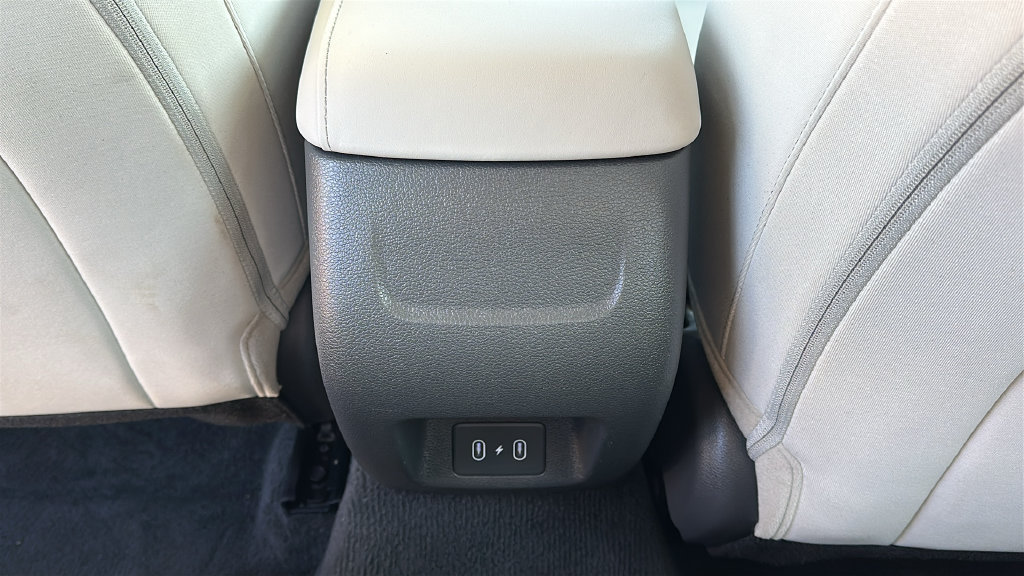 Used 2025 Hyundai Sonata SEL FWD image 32