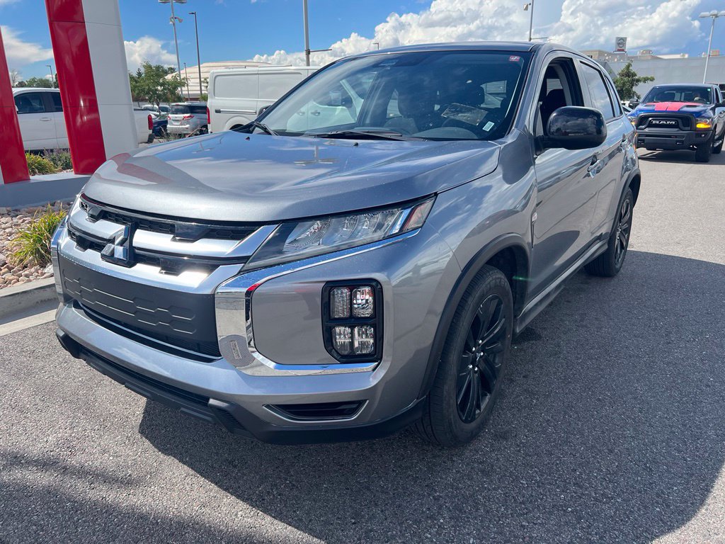 Used 2026 Mitsubishi Outlander Sport LE AWD/4WD image 3