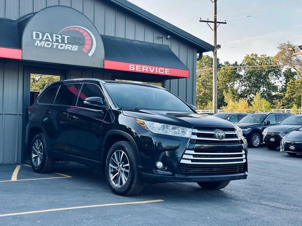 Used 2019 Toyota Highlander XLE