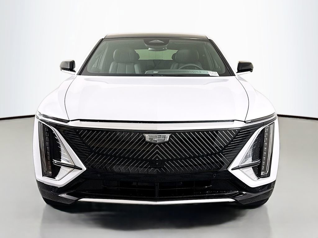 New 2026 Cadillac Lyriq Luxury image 2