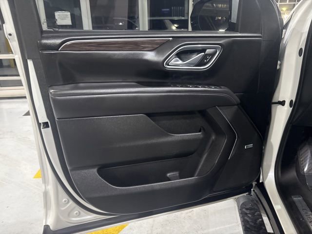 Used 2024 Chevrolet Suburban Z71 w/ Z71 Off-Road Package image 11