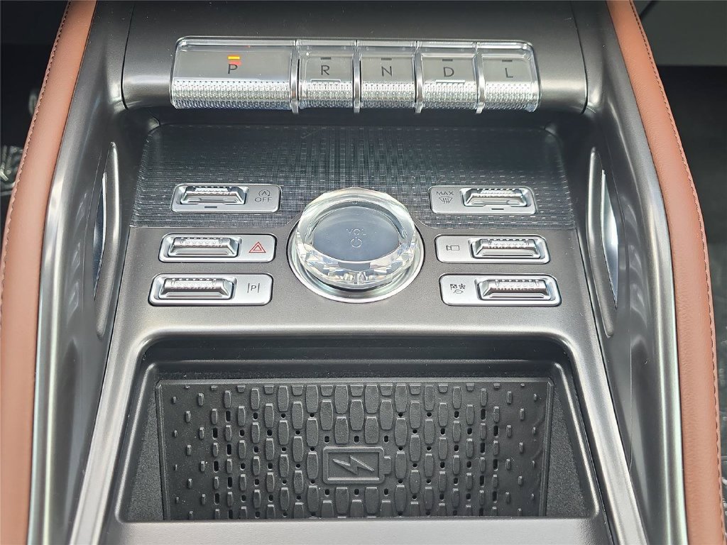New 2026 Lincoln Nautilus Reserve AWD/4WD image 17