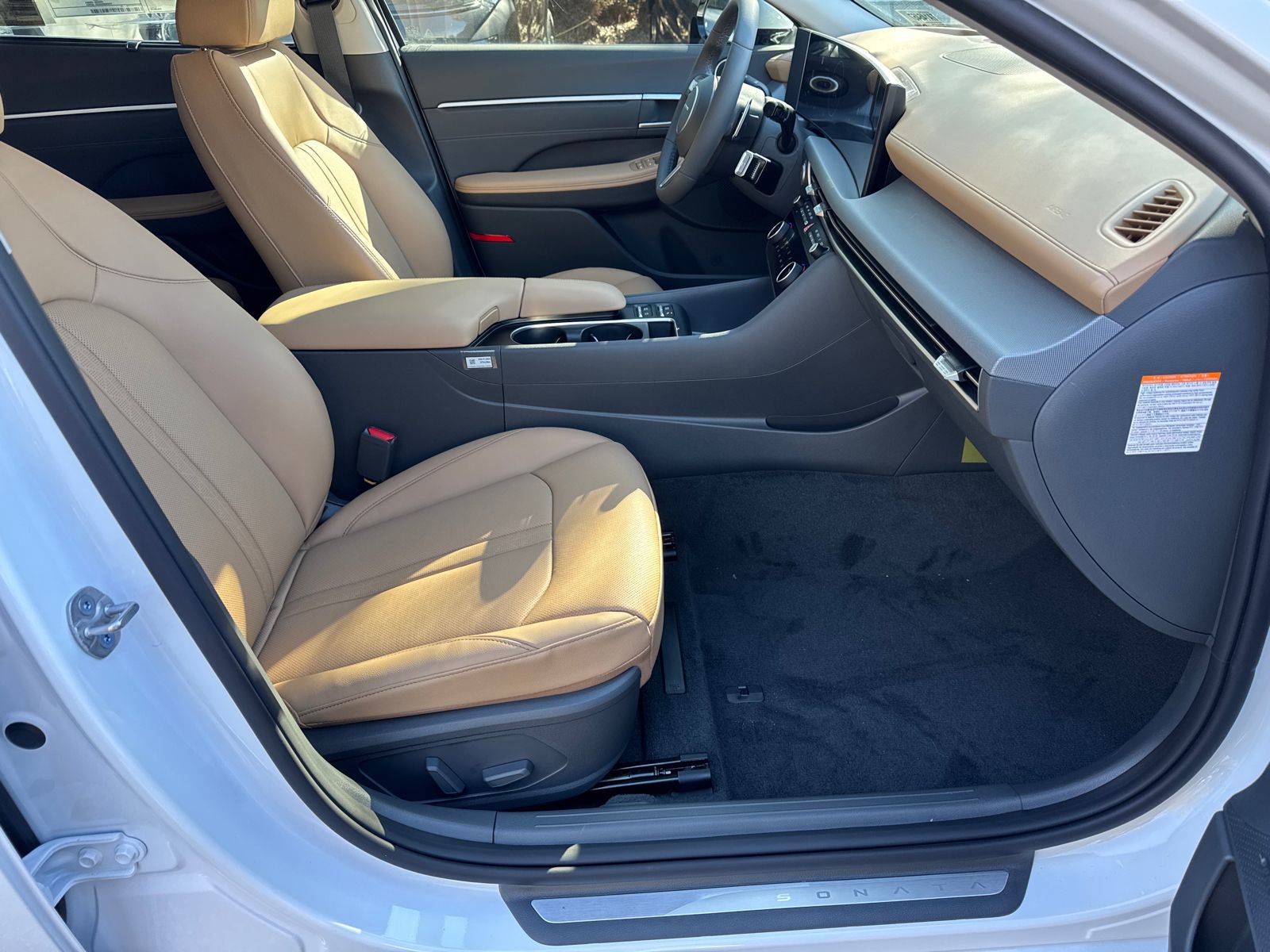 New 2026 Hyundai Sonata Limited FWD image 14