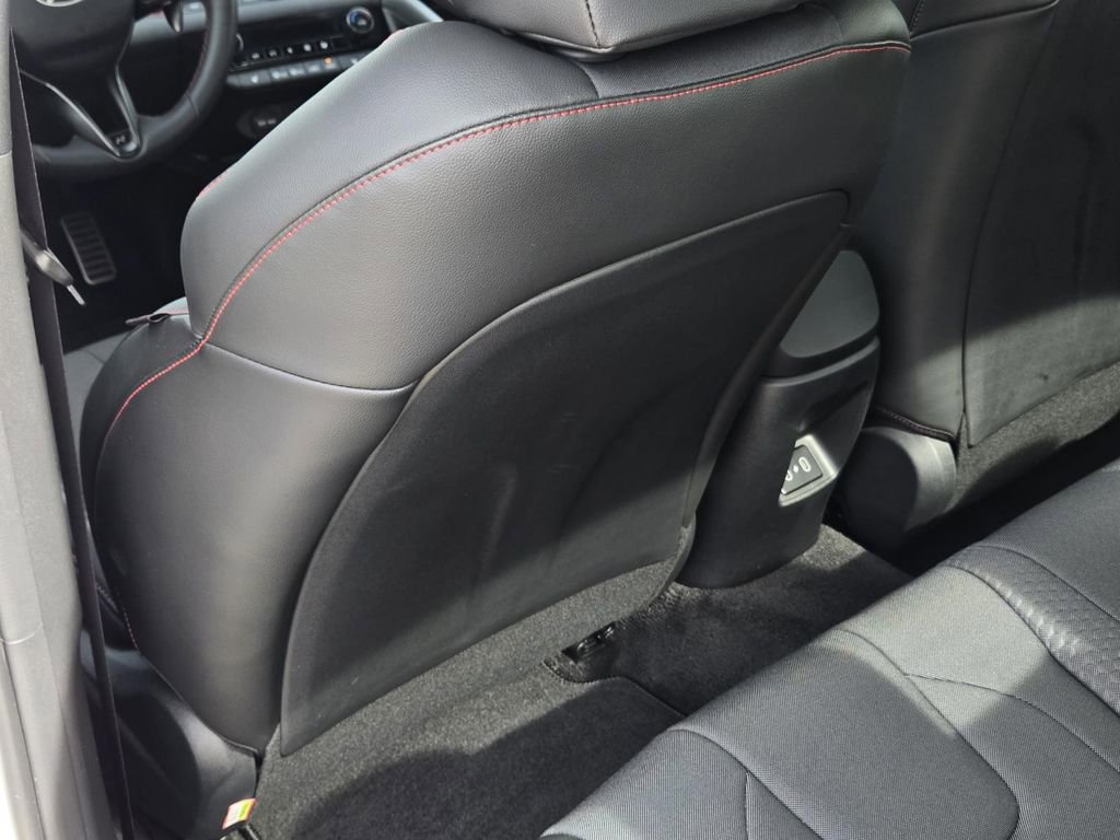 Certified 2025 Hyundai Elantra N Line image 19