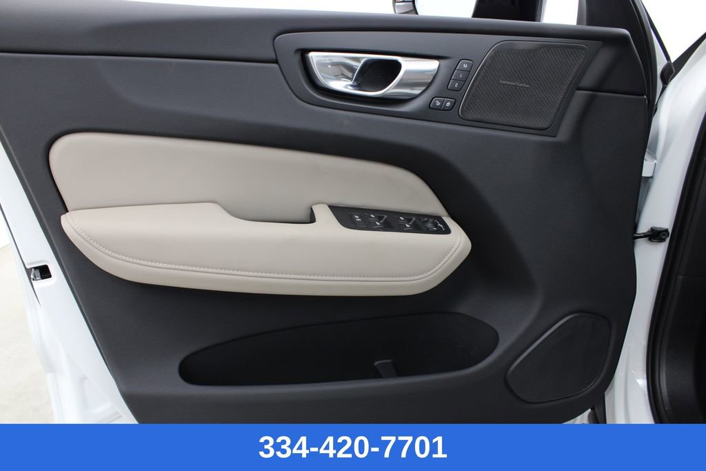 New 2026 Volvo XC60 B5 Plus w/ Protection Package Premier image 16