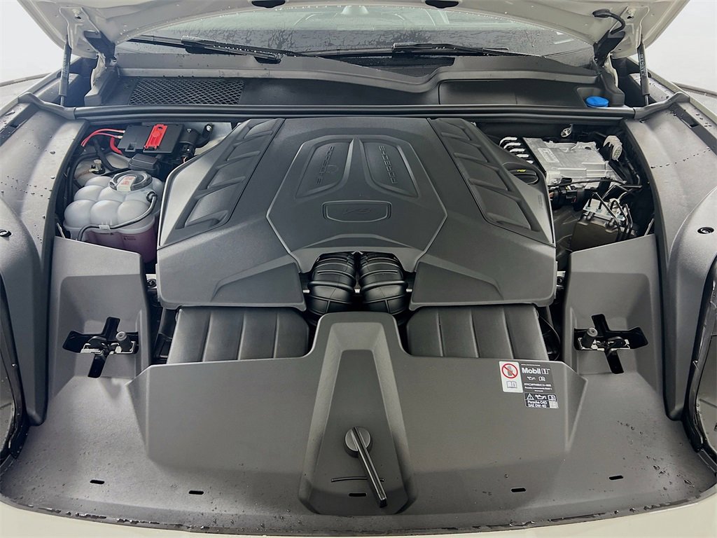 New 2026 Porsche Cayenne S image 32